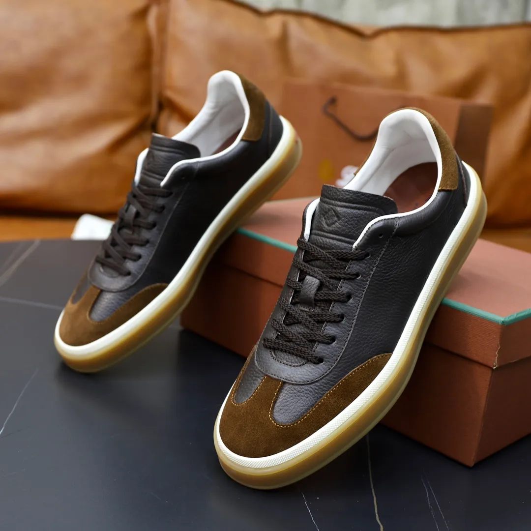 Men's Men's Shoes💰540💰••New Products•• LoroPian*_Noyo-Pianya New men's casual moral training sneakers, LP lace-up casual shoes!  Made of original imported soft cowhide and suede fabric, it highlights the sporty style. The heel is decorated with logo embossing and the original molding. The raw rubber translucent sole combined with the color welt adds a sense of modernity to the shoe. The shoe is overall refreshing and easy to match with style. It has a full cowhide lining for the feet. The original box packaging at the counter comes with wooden balls and a dust bag! Size: 38-44 (.45 customized)